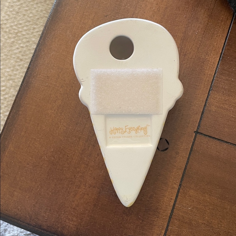 Happy Everything Ice Cream Attachment - Picture 2 of 4